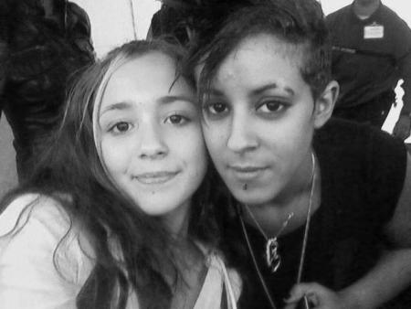 ELLE ET TRO SIMPA JTDORE MARINA